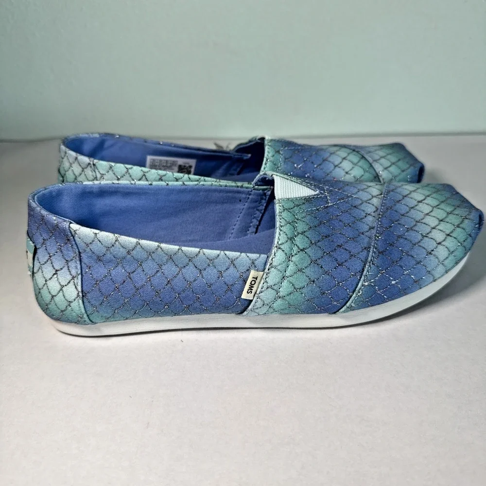 TOMS Multi‎ Iridescent Scales Mermaid Print Womens 6.5 Youth 5.5 NEW